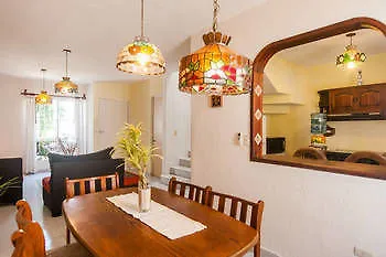 Lovely Mexican Style House Cancún 0*,